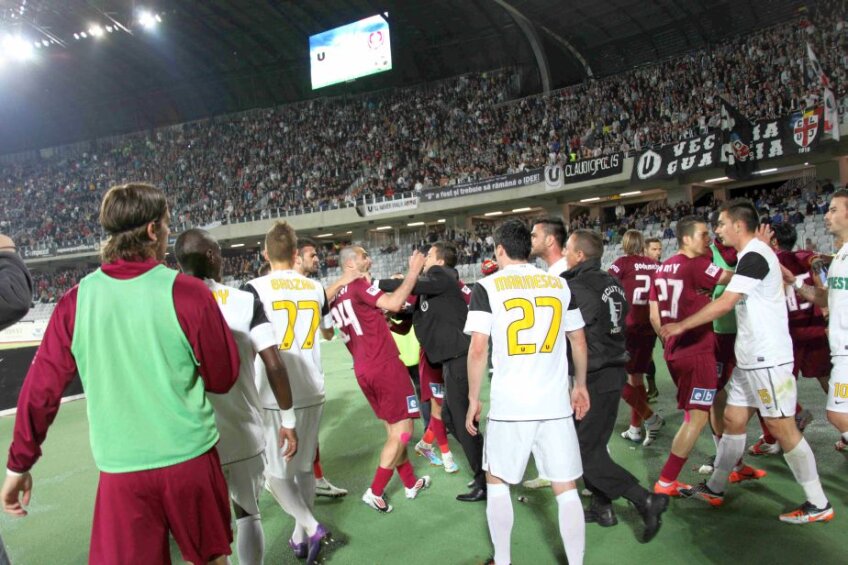 VIDEO Cele mai înfierbântate ”Derby-uri de Cluj” din ultimii 15 ani