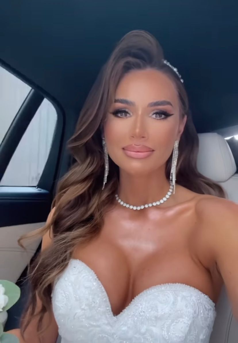 Polițista frumoasă de la Rutieră Cluj s-a căsătorit