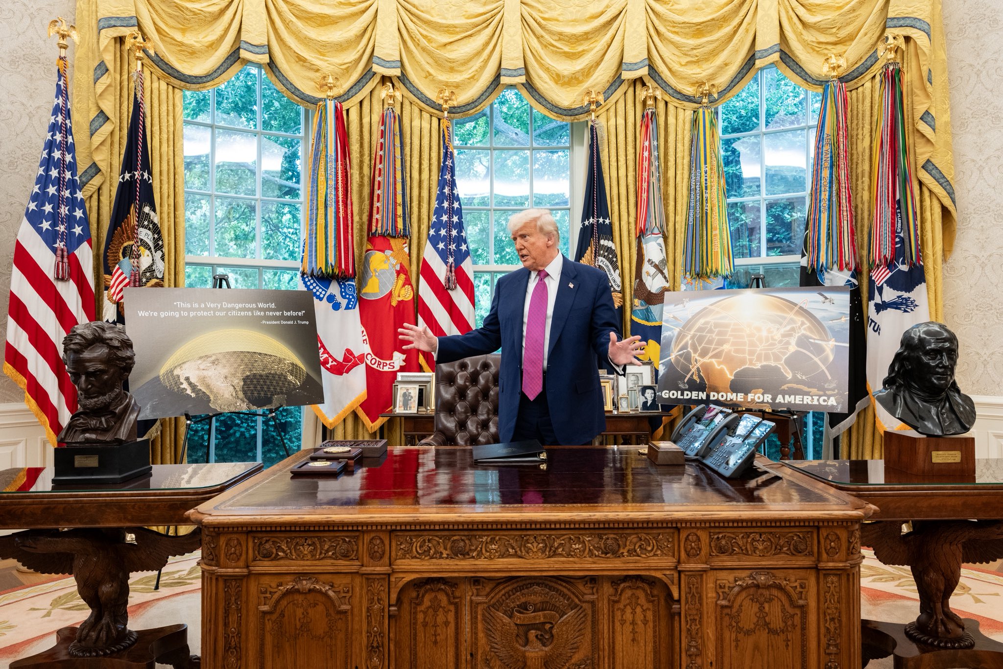 SUA vor construi un „Dom de Aur”, capabil să protejeze teritoriul american de atacuri cu rachete și drone