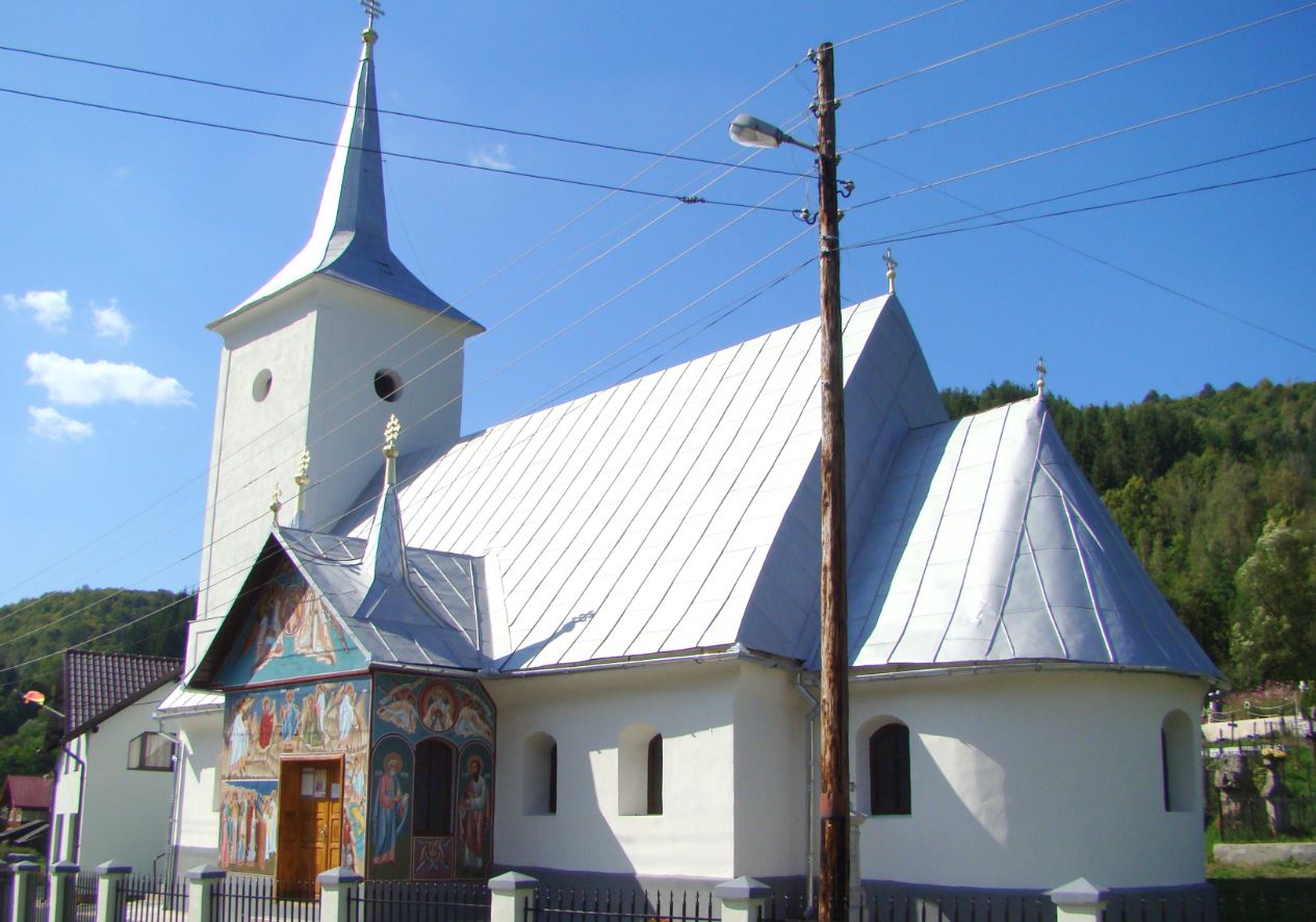 „Biserica lui Avram Iancu se degradează sub tăcere” — un apel public pentru salvarea lăcașului în care a fost botezat eroul național
