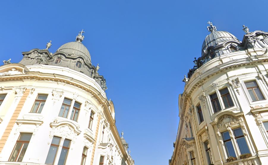 Povestea „Străzii în Oglindă” din centrul Clujului. Un reper de simetrie urbană în inima orașului